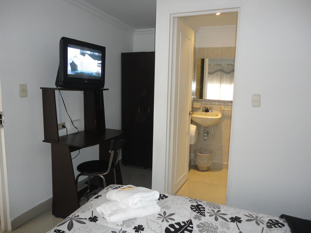 Hotel Fenix Real Богота Номер фото