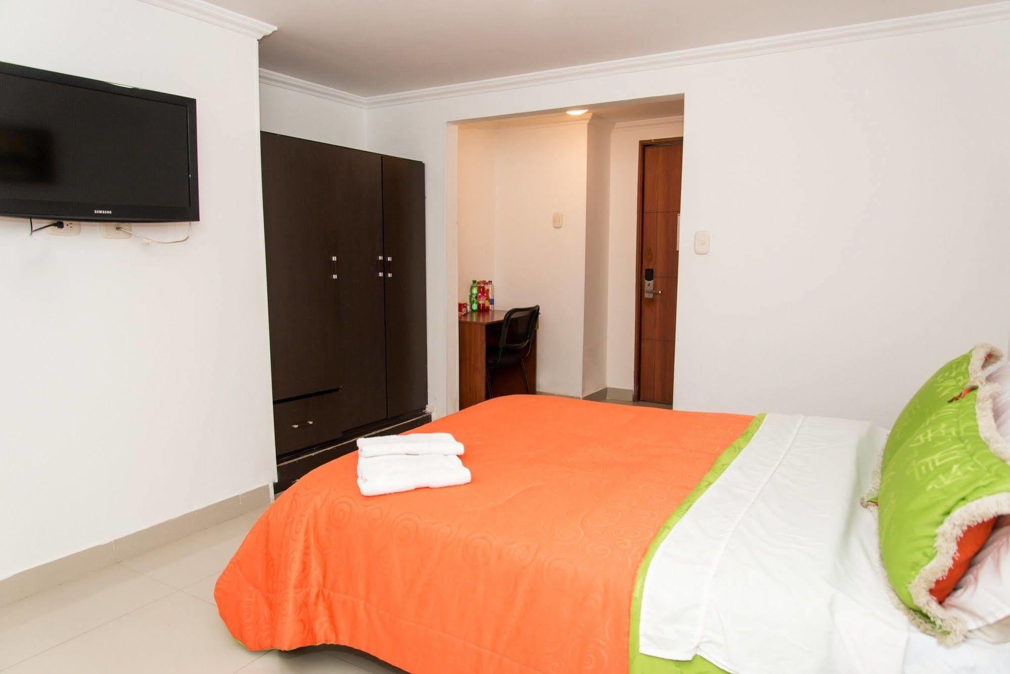 Hotel Fenix Real Богота Екстер'єр фото